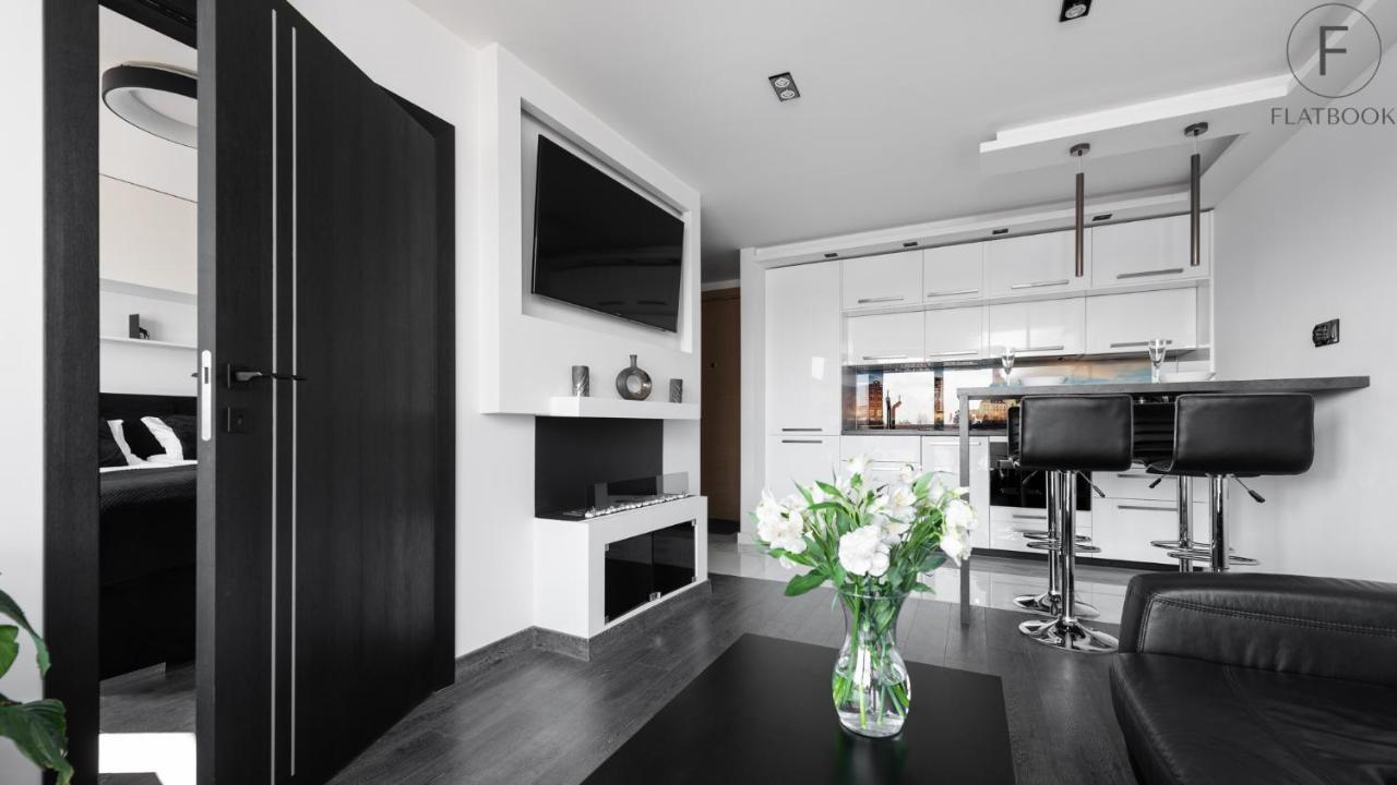 Flatbook Apartments Waterlane Island Spa With Riverview Гданьск Экстерьер фото